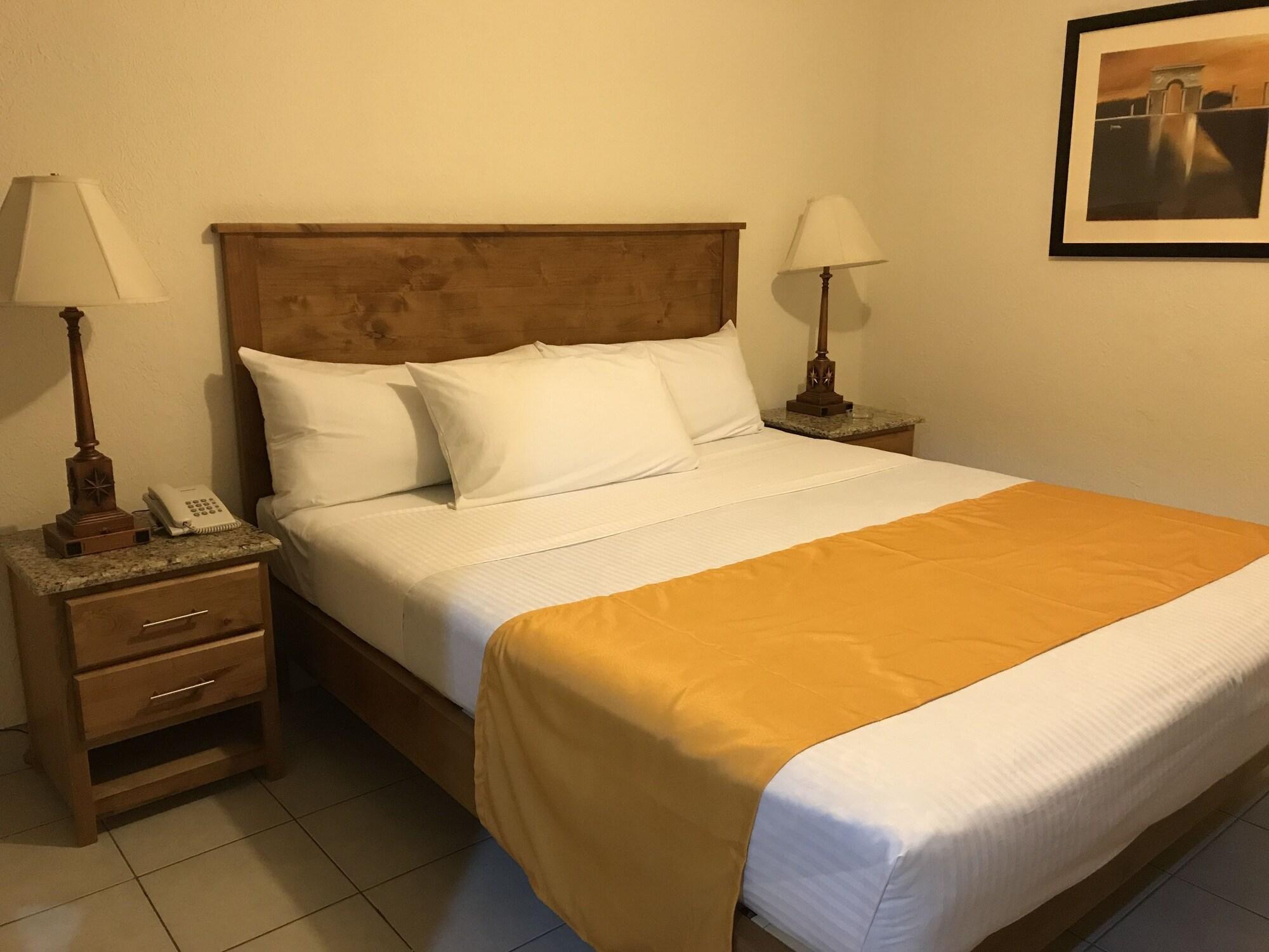 Hotel Guillen Jr Tijuana Exterior photo