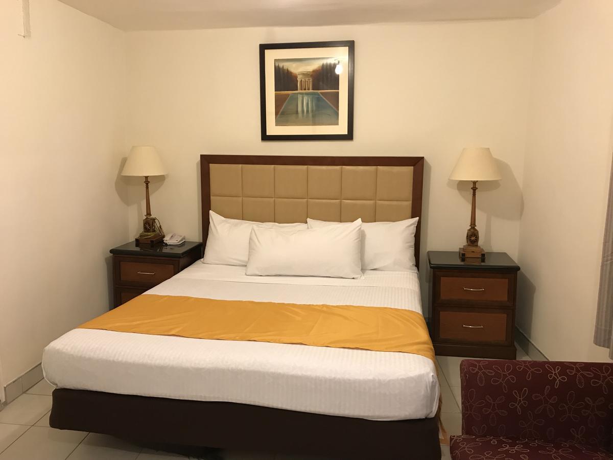 Hotel Guillen Jr Tijuana Exterior photo