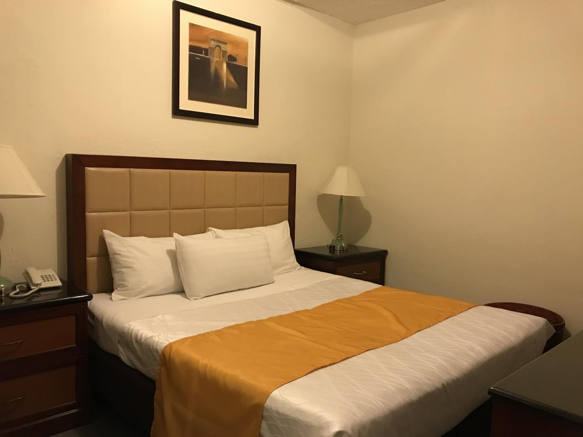 Hotel Guillen Jr Tijuana Exterior photo