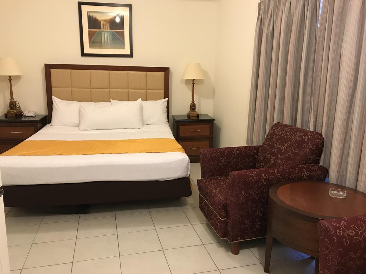 Hotel Guillen Jr Tijuana Exterior photo
