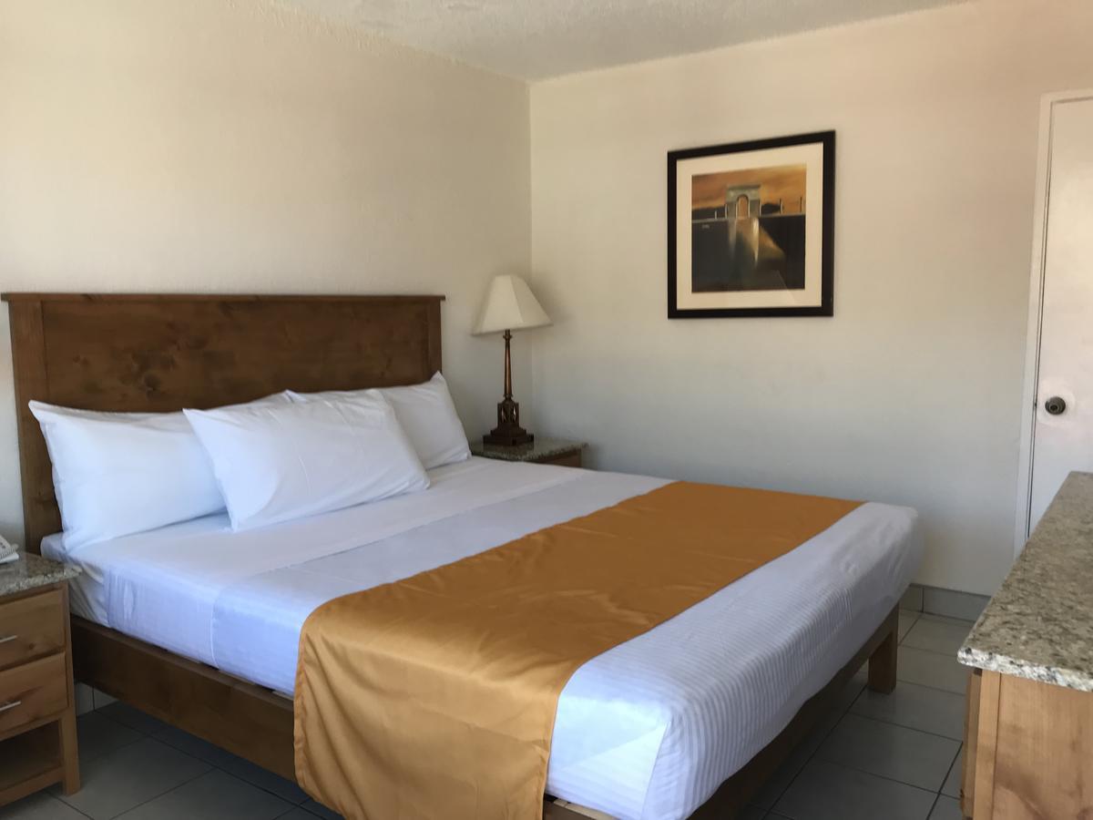 Hotel Guillen Jr Tijuana Exterior photo