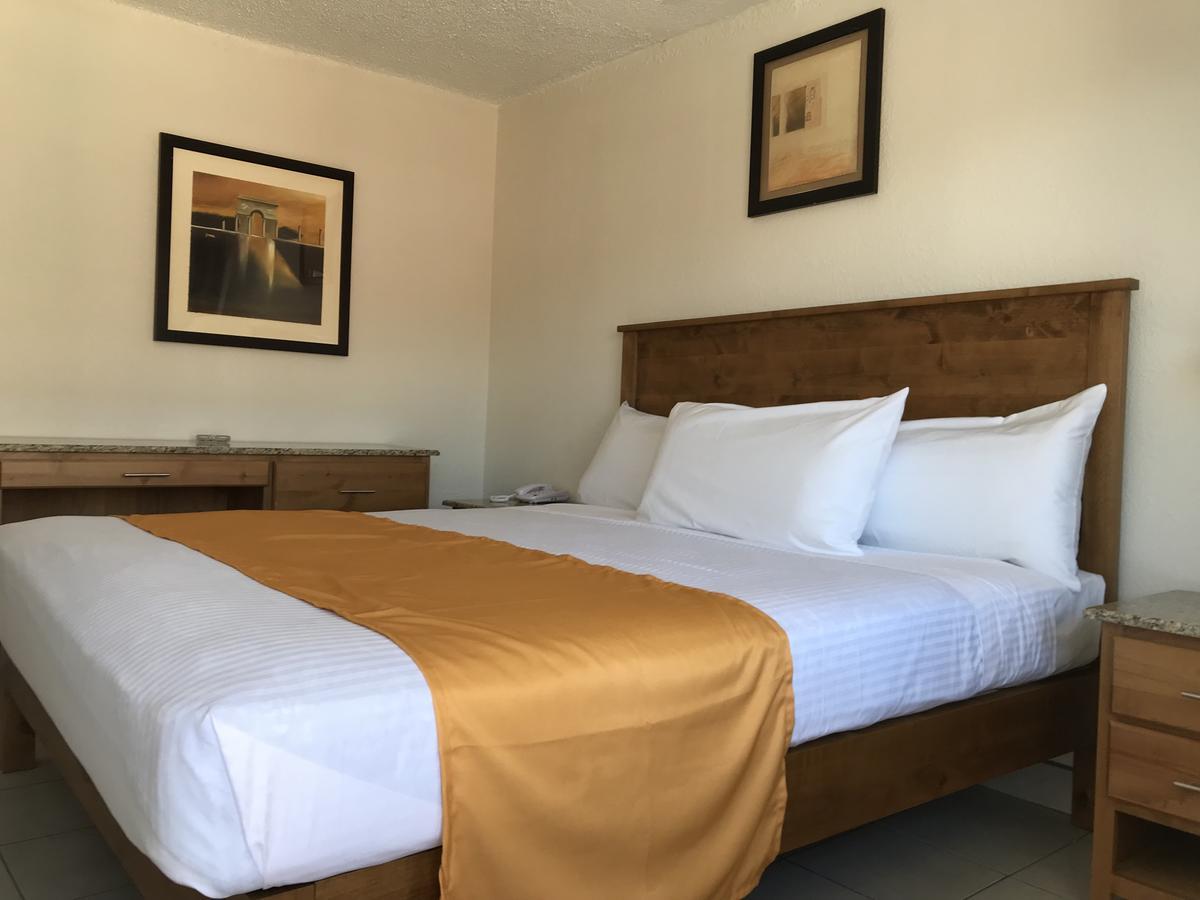 Hotel Guillen Jr Tijuana Exterior photo