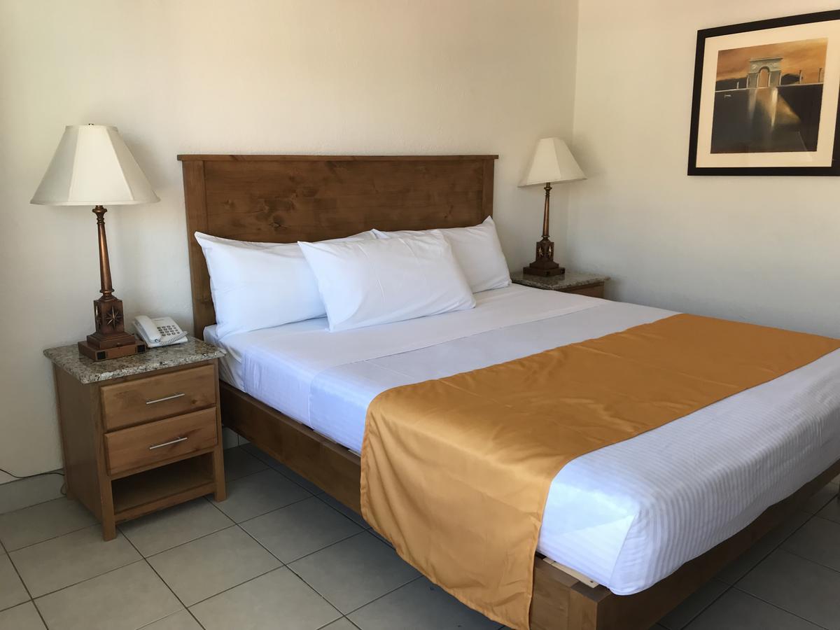 Hotel Guillen Jr Tijuana Exterior photo