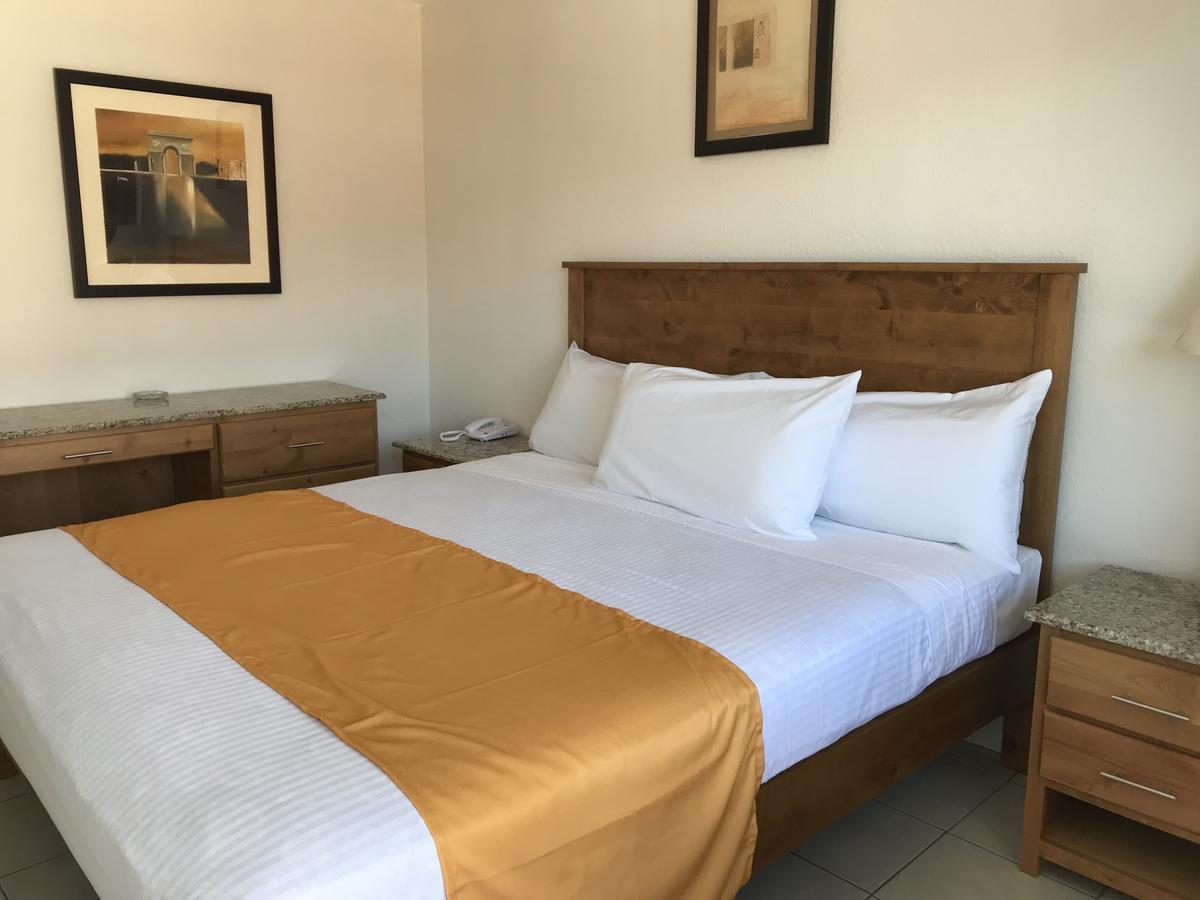Hotel Guillen Jr Tijuana Exterior photo